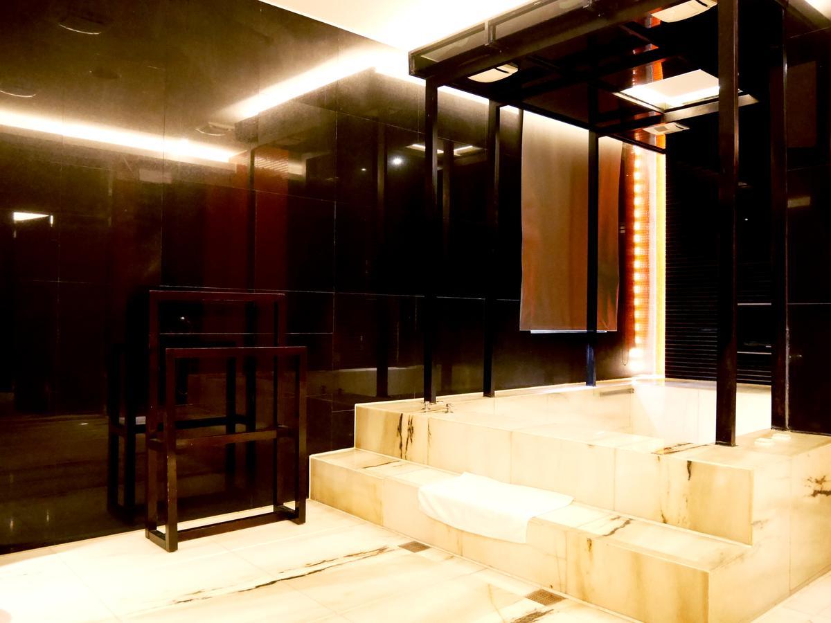 Moonshy Boutique Motel Тайчжун Экстерьер фото