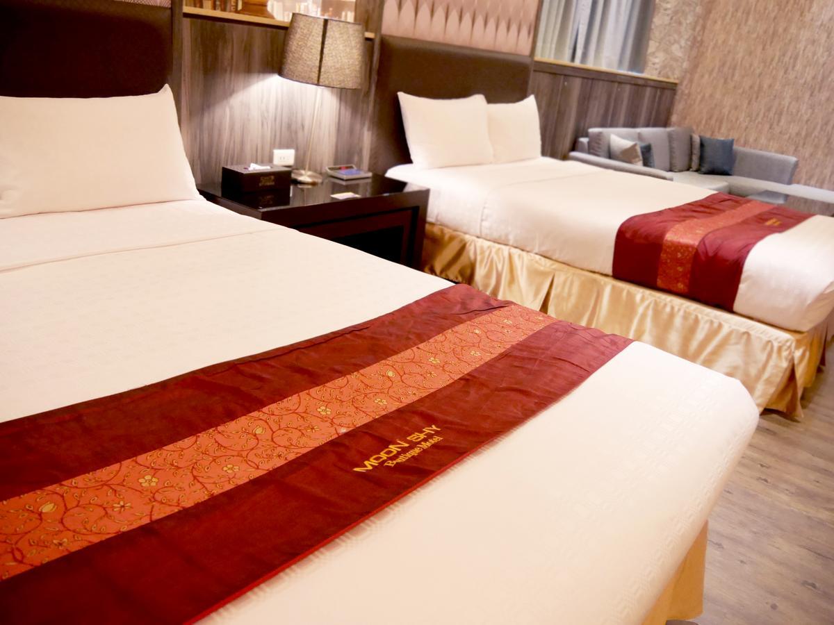 Moonshy Boutique Motel Тайчжун Экстерьер фото
