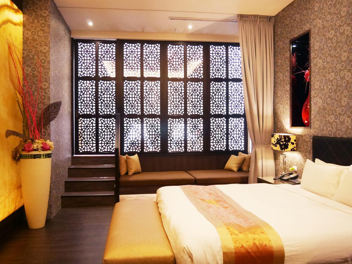 Moonshy Boutique Motel Тайчжун Экстерьер фото