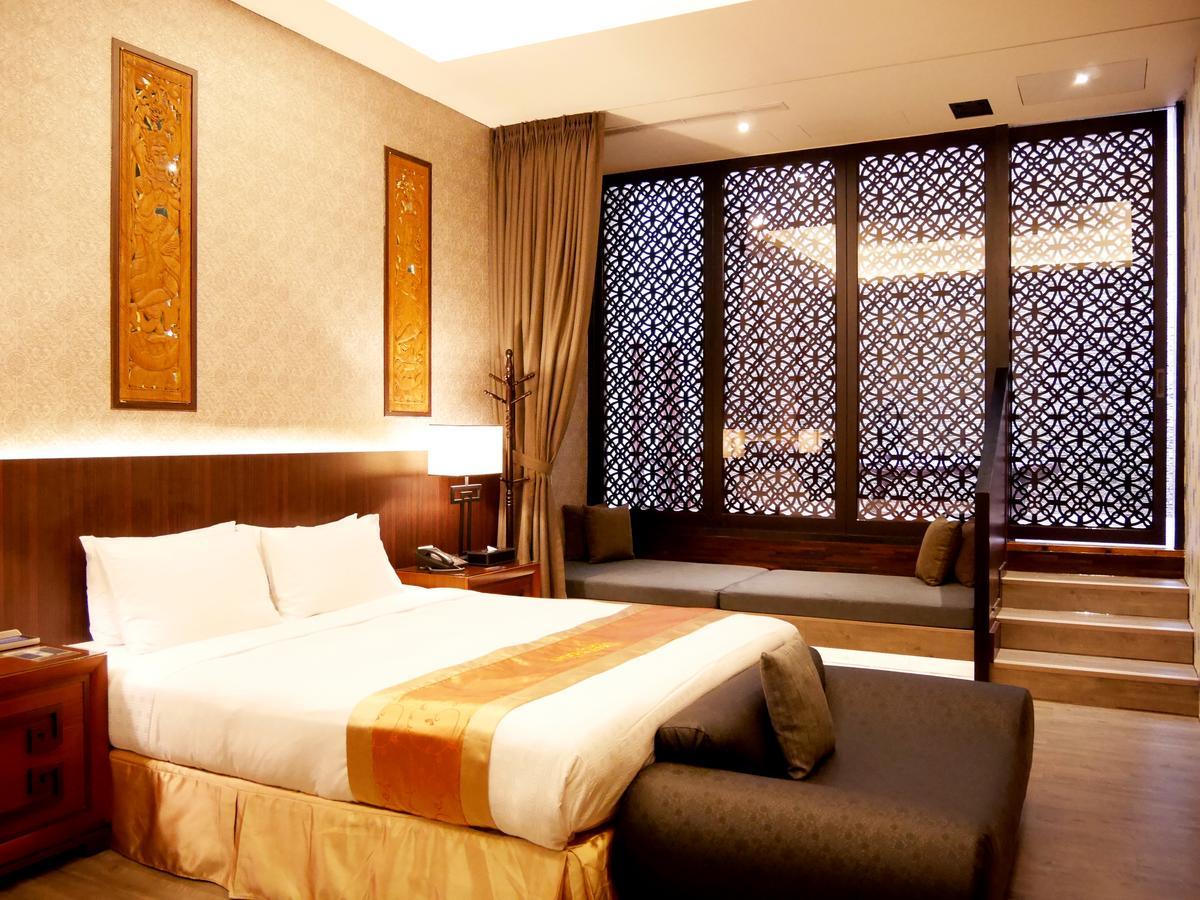 Moonshy Boutique Motel Тайчжун Экстерьер фото