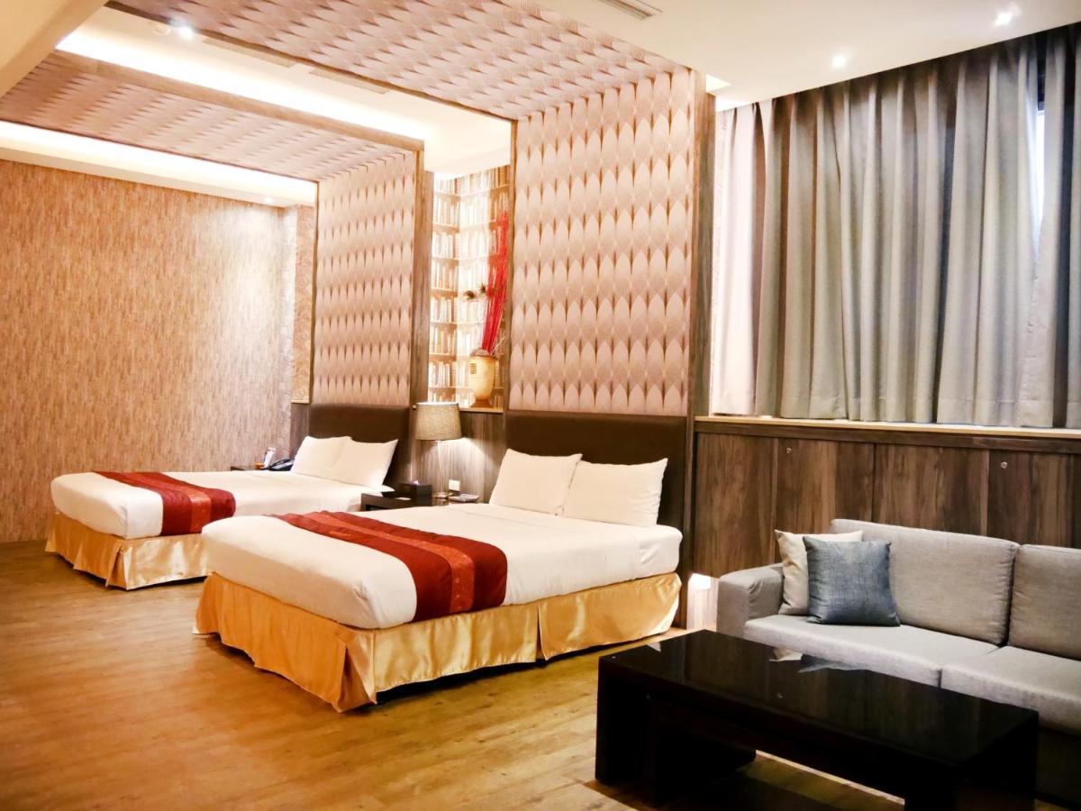 Moonshy Boutique Motel Тайчжун Экстерьер фото